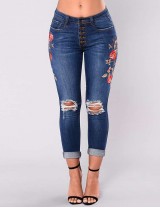 Plus Size Top Design Embroidery  Ripped Women Jeans 